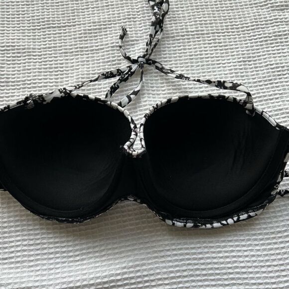 Shade and Shore Black and White Strappy Bikini Top 38C - Picture 6 of 9